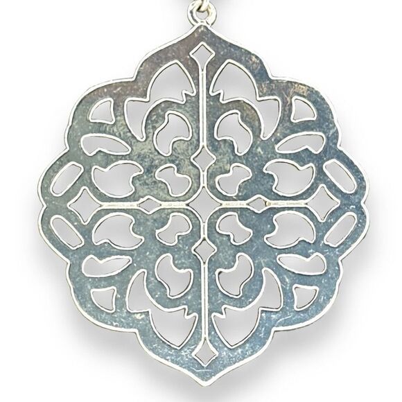 CHAPS Floral Open Design Silverton Pendant Faux Pearl Link Necklace 17-19" - Picture 3 of 6